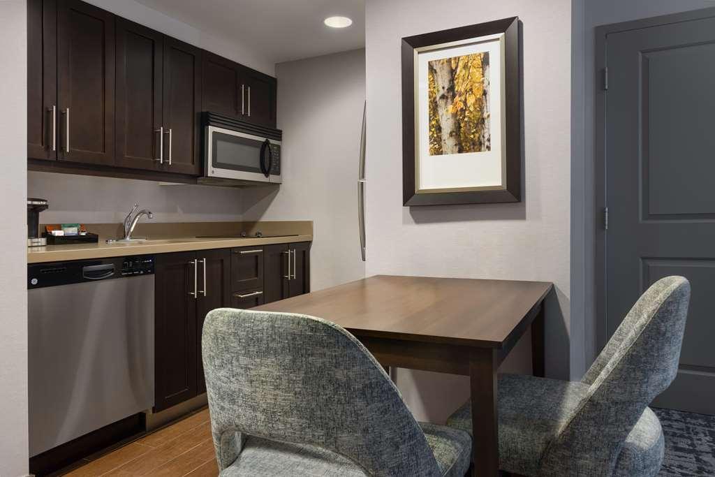 Homewood Suites By Hilton Waterloo/St. Jacobs Habitación foto